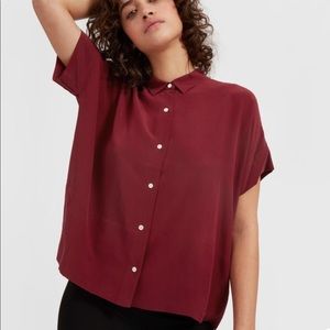 Silk shirt-sleeve square shirt in Burgundy